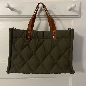 PARKER THATCH Quilted Tote -Like New Condition